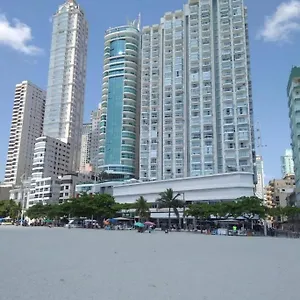 Pé Na Areia Balneário Camboriú! Av. Atlântica. Balneário Camboriú